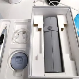 oclean X Pro Digital S silber + Aufsteckbürsten 4 St. + Reiseetui