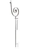 Skurrile Metall-Schnecken-Regenmesser für Outdoor-Gartendekoration mit klaren Messmarkierungen und verwittertem Vintage-Finish