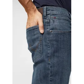 Wrangler Authentic Straight Regular Fit Straight Leg