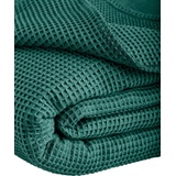 Kneer Tagesdecke »La Diva«, aus Waffelpiqué in 100% Baumwolle, Tagesdecke für Einzelbetten oder Doppelbetten, wärmend, pflegeleicht, Tagesdecke auch als Überwurf fürs Sofa geeignet, STANDARD 100 by OEKO-TEX® zertifiziert, grün