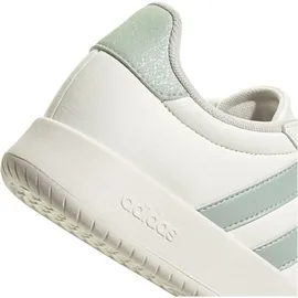 Adidas Barreda Off White / Linen Green Met. / Linen Green Met. 40 2/3