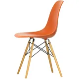 Vitra - Eames Plastic Side Chair DSW RE, Ahorn gelblich / rostorange (Filzgleiter schwarz)