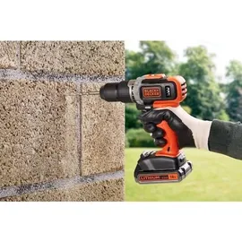 Black & Decker BCD003MEM2K inkl. 1 x 2,0 Ah + 1 x 4,0 Ah + Koffer