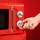 Cecotec Mikrowelle Proclean 3010 Retro, 700 W, 6 Stufen, Timer bis zu 30 Minuten, Auftaumodus, Vintage-Design in Rot, Stahl-Finish