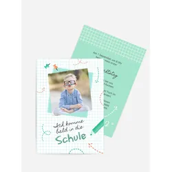 Einladungskarten Einschulung selbst gestalten mit Spruch und Fotos im Onlinedesigner bei Meine-Kartenmanufaktur.de