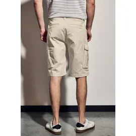 STREET ONE MEN, Herren, Gr. 33, beige (sandstone beige), Web, 98% Baumwolle, 2% Elasthan, unifarben, gerade kurz, Hosen Bermudas, mit seitlichen Einschubtaschen