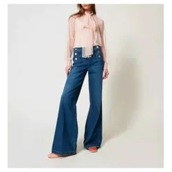 Twinset für Damen. 251TP2574 Flared Jeans mit Zierknöpfen blau (27), Lässig, Baumwolle, Denim