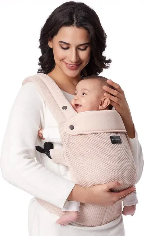 Momcozy Mesh-Babytrage – Ergonomische, leichte Trage für Säuglinge von 3,2–20 kg mit Lendenstütze und ganztägigem Komfort, freihändiges Design, in Pink