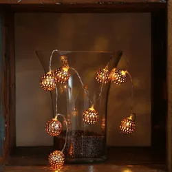LED Dekolichterkette Metallkugeln - 8 warmweiße LED - D: 4cm - L: 0,7m - Batterie - kupferfarben