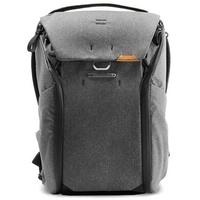Peak Design Everyday Backpack 20L V2 Rucksack dunkelgrau (BEDB-20-CH-2)