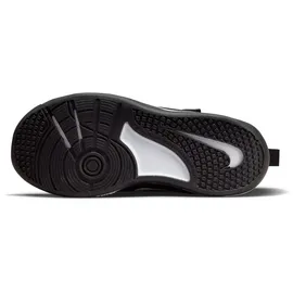 Nike Omni Multi-Court Kinder Schwarz 33,5