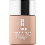Clinique Even Better Glow Light Reflecting Makeup LSF 15 CN 40 cream chamoi 30 ml