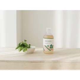 Round LAB Mugwort Calming Toner 300 ml