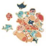 Janod - 24 Magnete aus Holz mit Magneten - Thema Meer - Meereswelt - Holzspielzeug - Ideal für Tafeln oder Kühlschränke - Magnetisches Lernspielzeug, zum Anfassen, Experimentieren - Ab 2 Jahre