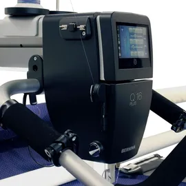 Bernina Q 16 PLUS mit 10-Fuß-Frame