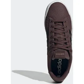 adidas Daily 4.0 Shadow Brown/Core Black/Cloud White 44 2/3