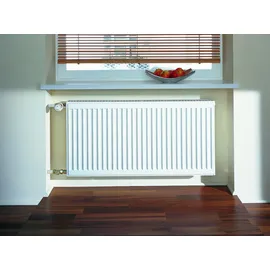 Kermi Profil-Kompakt Flachheizkörper 554 x 566 mm 1682 W weiß Typ 33