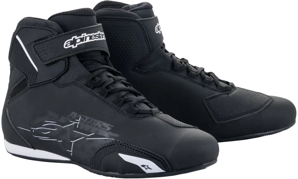 Alpinestars Sektor Motorradschuhe schwarz / weiß 46