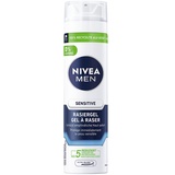 NIVEA MEN Sensitive Rasiergel (200 ml), Rasiergel mit Kamille, Hamamelis und Vitamin E für eine sanfte Rasur, schützendes Rasiergel für Männer gegen Hautirritationen