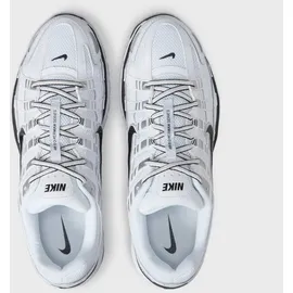 Nike P-6000 Herren White/Metallic Silver/Black/Black 40,5