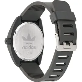 adidas Project Three Schwarz Kautschuk 40 mm AOST24547
