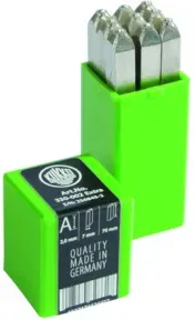 Schlagzahlensatz 330 9-tlg.Zahlen 0-9 Schrift-H.5mm in Ku.-Box KUKKO