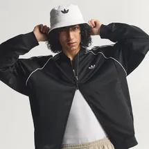adidas SST ADICOLOR CLASSICS LOOSE TRACK TOP - Black / White - XS