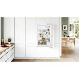 Bosch Serie 2 KIL425SE0 Einbaukühlschrank (187 l, 1221 mm hoch)