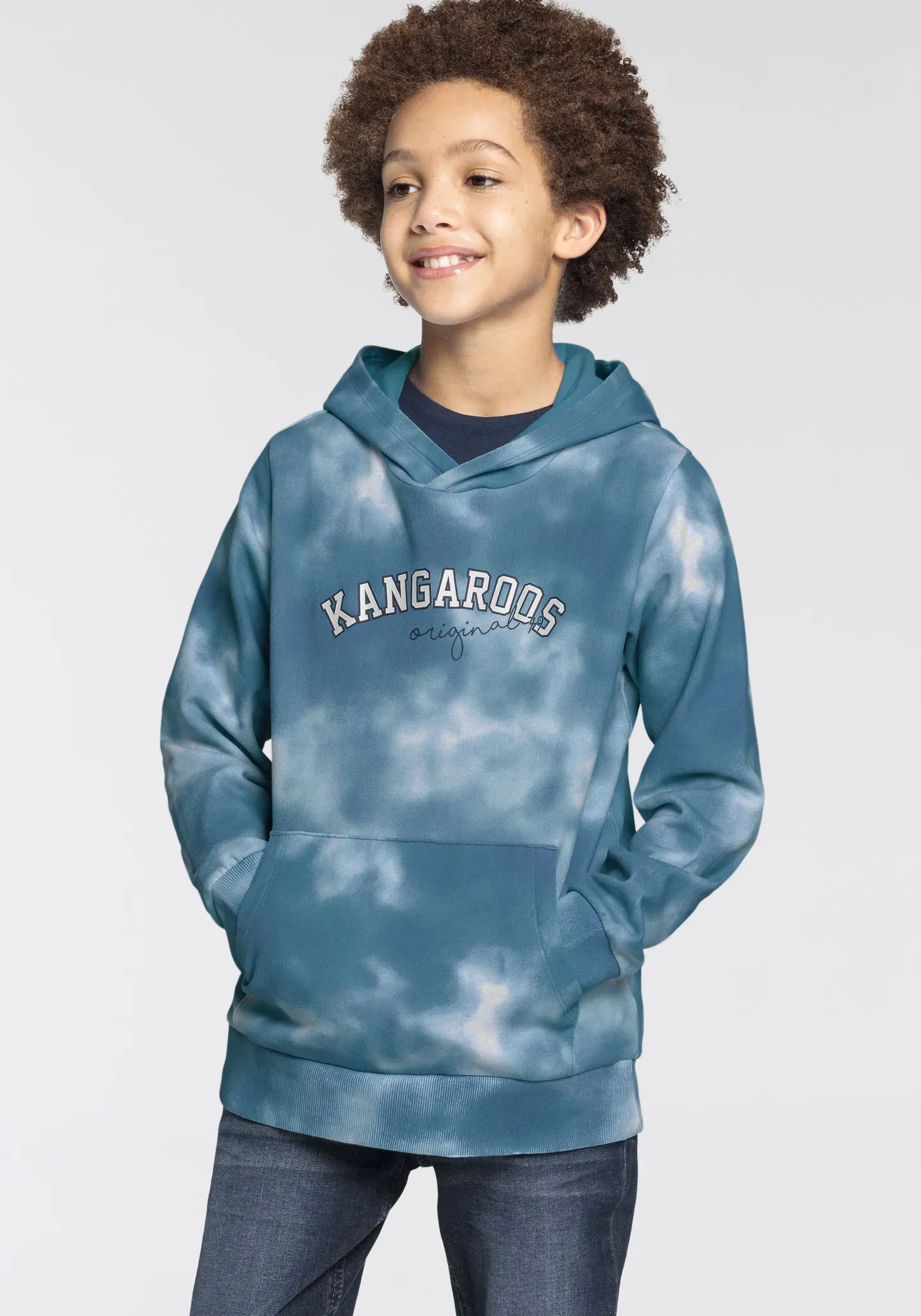 Kapuzensweatshirt KANGAROOS "Kangaroos Jungen" Gr. 152/158, blau (blau batik allover) Jungen Sweatshirts mit allover Batik-Print