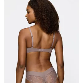 Triumph Body Make-Up Illusion Lace WP, mit Stretch-Spitze und Lifting-Effekt