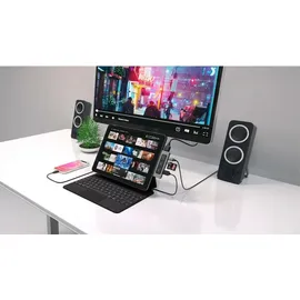 Hyper Drive Media 6-in-1 USB-C Hub for iPad Pro/Air