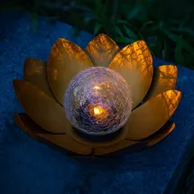 Navaris LED Solar Lotus Laterne - warmweiß wiederaufladbar - Lotusblüte Solarlampe mit tollem Licht durch Bruchglasoptik - Garten Deko Solarleuchte