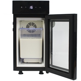 Gastro-Cool Milchkühlschrank mit Glastür - Milchbehälter - digitaler Temperaturanzeige