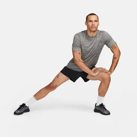 Nike Dri-Fit Legend Grau/Silber M
