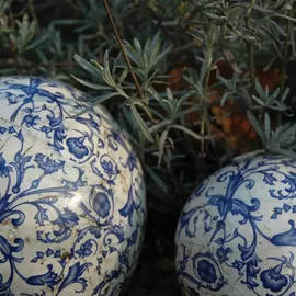 Esschert Design Aged Ceramic Dekokugel 12,7 x 12,7 x 12,5 cm Blau/Weiß