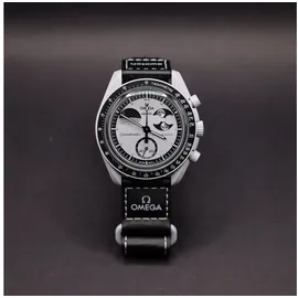 Swatch Moonswatch Mission To Earthphase Bioceramic 42 mm SO33M700