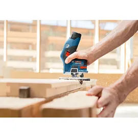 Bosch GKF 12V-8 Professional inkl. 2 x 3 Ah + L-Boxx