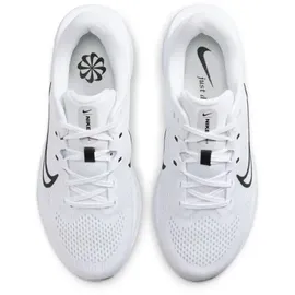 Nike Quest 6 Damen White / Black 40,5