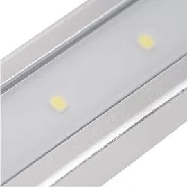 Stier Stableuchte Aluminium 1000 Lumen rot