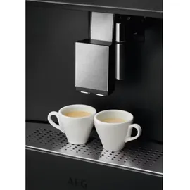 AEG KKA894500M Einbau-Kaffeevollautomat schwarz