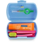 Curaprox Travel Kit – CS 5460 Zahnbürste mit „Be You“ Zahnpasta | 2 CPS Prime Interdentalbürsten 07 und 09 | Mundpflege-Set 9,5 x 6 cm | Blau | Made in Switzerland