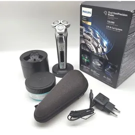 Philips Shaver S9000, elektrischer Nass- und Trockenrasierer, Lift & Cut-Rasiersystem und SkinIQ Technologie, ausklappbarem Trimmer, Reinigungsstation, Ladestation, Reiseetui, Chromsilber, S9975/54