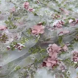 Vayliro 2 Yards x 130cm Organza Stoff mit 3D Blumen Stickerei,Organzastoff mit Aufgedruckten Baumzweigen und Blüten,Blumenstoff Dekostoffe für DIY Handwerk Hochzeit Party Kleidung Rock,Rosa
