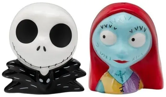 Preisvergleich Produktbild - Nightmare Before Christmas Salt & Pepper Shakers