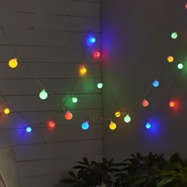 STAR Trading LED-Partykette BERRY 50 bunte, opale Kugeln 7,35m - Bunt