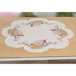 buttinette Form-Mitteldecke "Little Sheep"