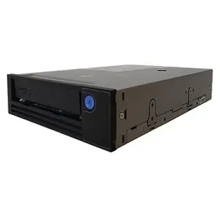 Quantum TC-L92AN-BR LTO-Laufwerk, LTO 9, intern, SAS-3 für bis zu 1200 MB/s und 45 TB