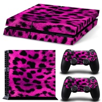 DOTBUY PS4 Skin Aufkleber Sticker Design Folie schützende Haut Schale für Sony Playstation 4 Konsole und 2 Dualshock Controller (Fell Leopard Pink)