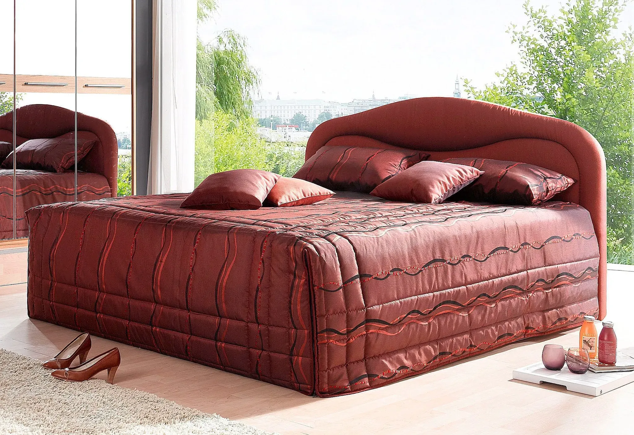 Tagesdecke, rot (bordeaux), B:257cm L:250cm, Polyester, WESTFALIA SCHLAFKOMFORT, Tagesdecken
