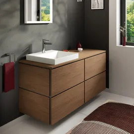 Hansgrohe Xilesa E 1375x550mm, 4 SBK, o. PushO., Ei kasch
